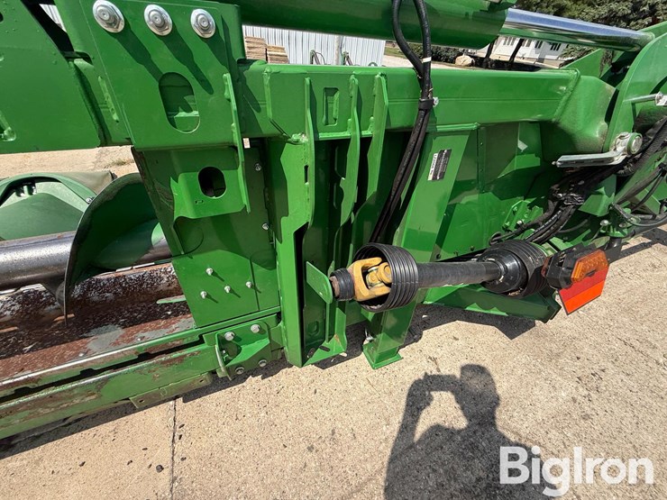2022-john-deere-c12f-image-18
