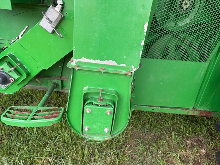 2011-john-deere-9770-sts-image-74