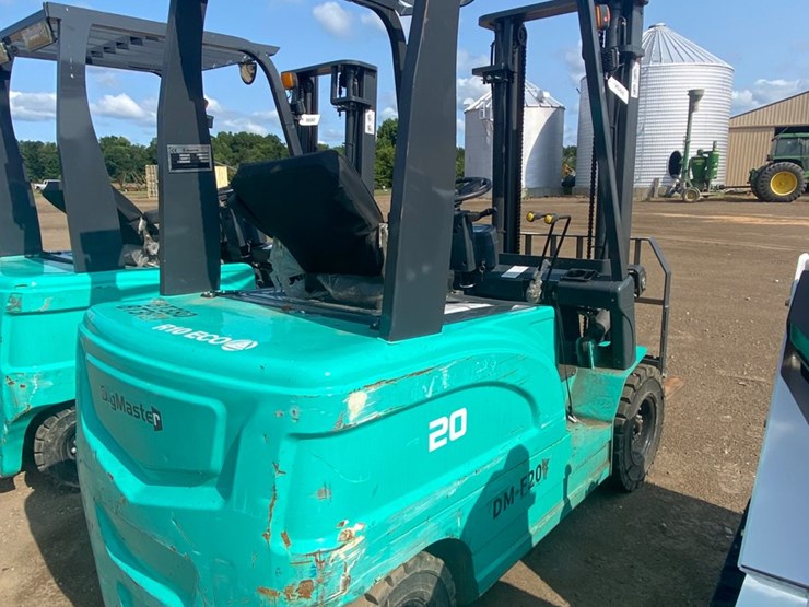 #9688-•-electric-forklift-(doesn't-run)-image-6