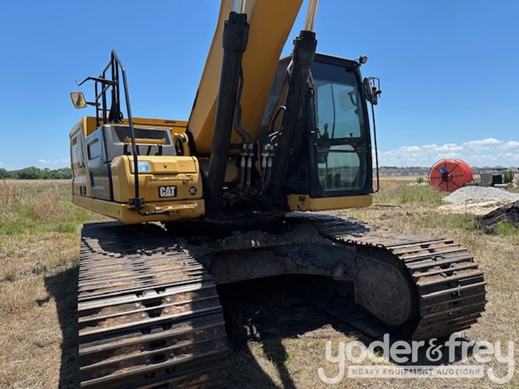 2019-caterpillar-336-image-7