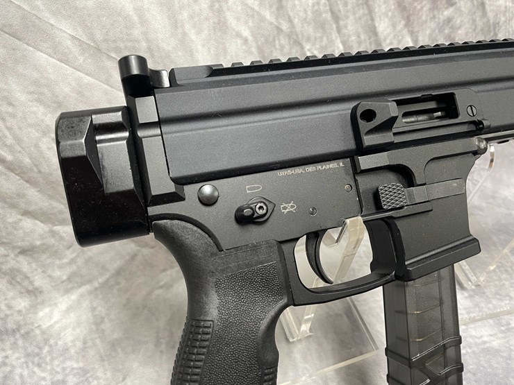 #10858-•-utas-usa-ut9-machine-,-9mm-luger-semi-auto-pistol,-sn:-ut-24a004984-image-5