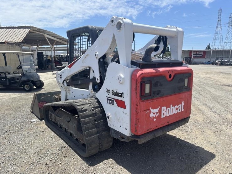 2019-bobcat-t770-image-4
