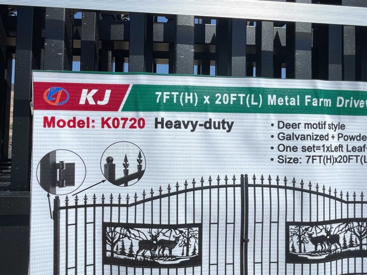 #2880-•-2026-unused-metal-farm-driveway-gate-image-3