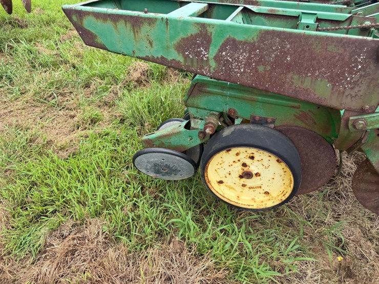 john-deere-530-image-54