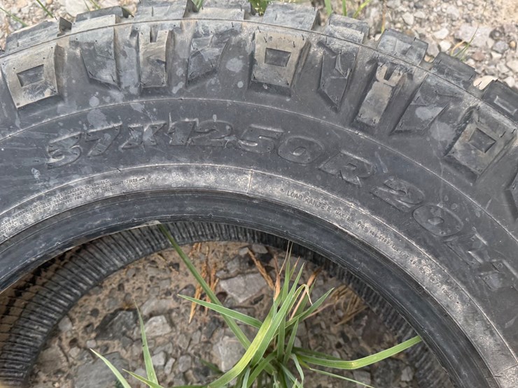 #34924-•-12.50/r20-tire-inv#-34924-image-8