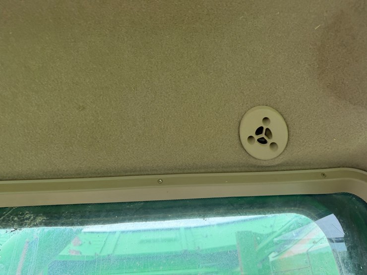 2011-john-deere-9770-sts-image-125