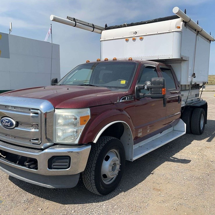 2011 FORD F350