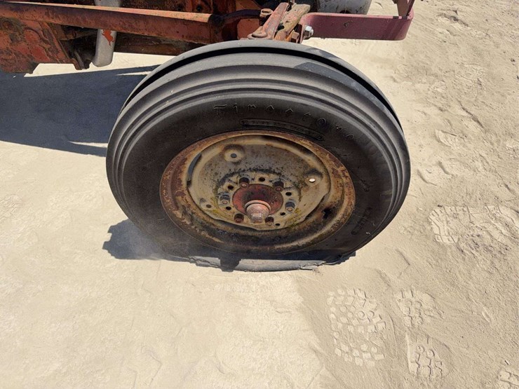 ford-800-image-19