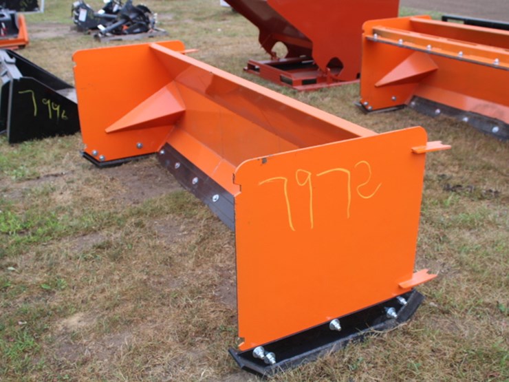 #7972-•-96in-snow-pusher-with-steel-blades-image-1