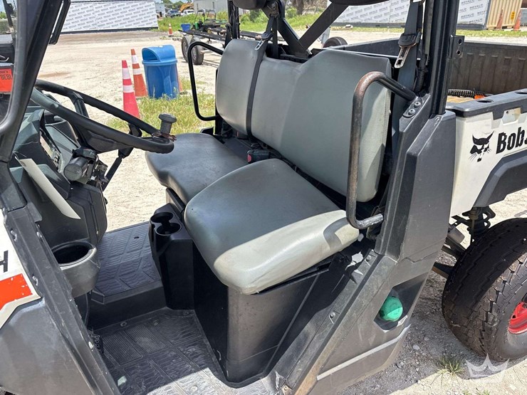 2021-bobcat-uv34-image-8