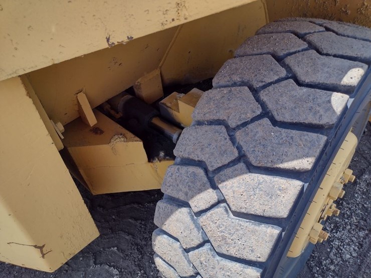 00-cat-v130-forklift-(qea-4766)-image-26