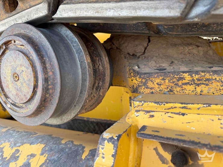 2020-deere-700k-xlt-image-60