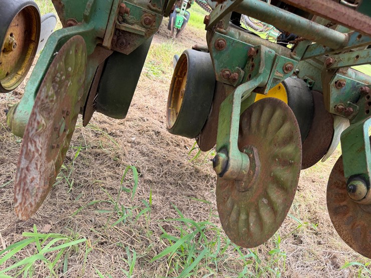 john-deere-530-image-37