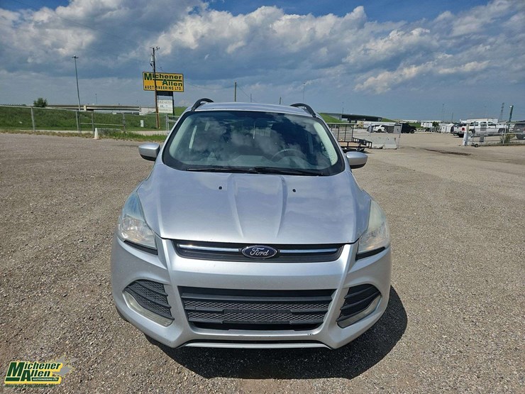 2014-ford-escape-image-8