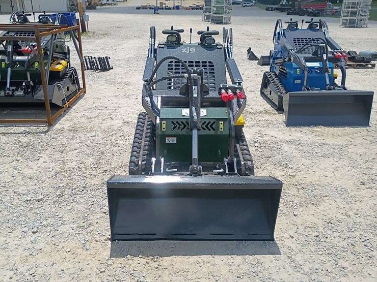 #l63-018-•-2026-zjg-380-mini-skid-steer-image-7