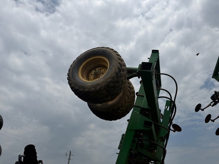 john-deere-40-image-13