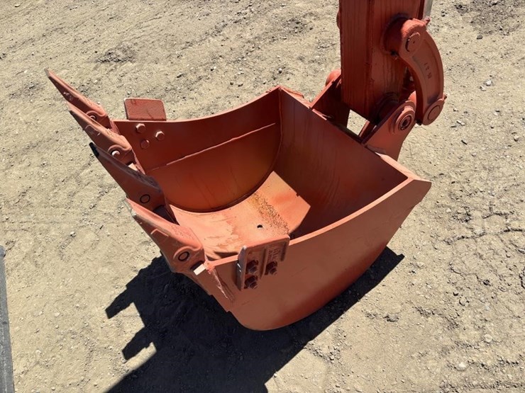 kubota-kh130-image-10