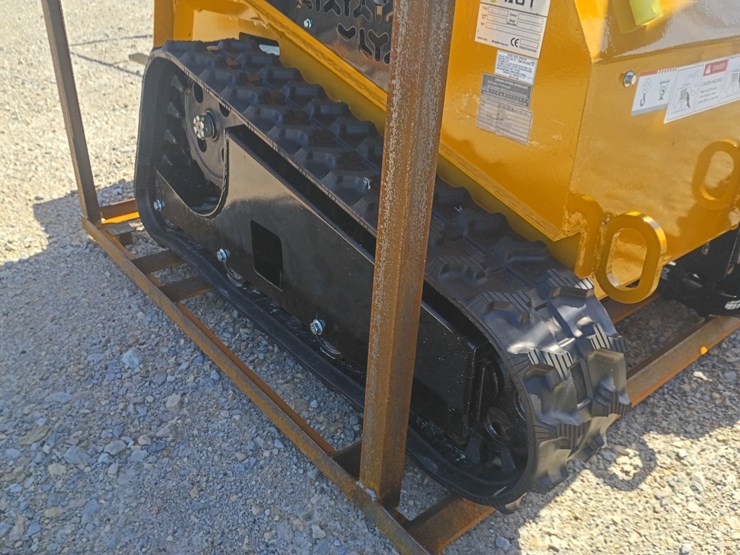 #l66-011-•-2026-agt-mx-crt23-mini-skid-steer-image-20
