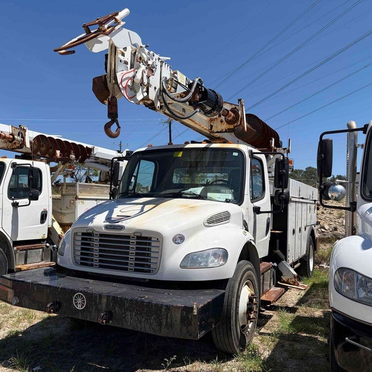 2018 FREIGHTLINER M2 106
