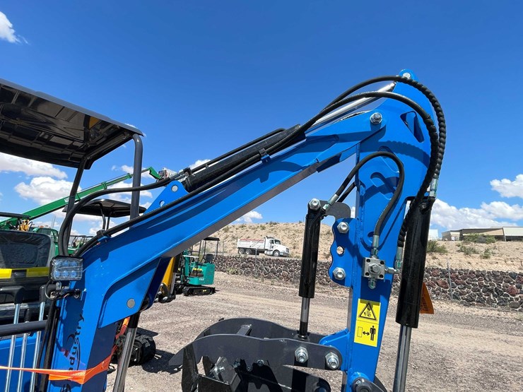 #2450-•-2026-cfg-dm20ym-mini-excavator-image-23