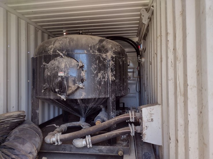 20-ft-container-w/pump-welded-inside-(qea-4738)-image-7