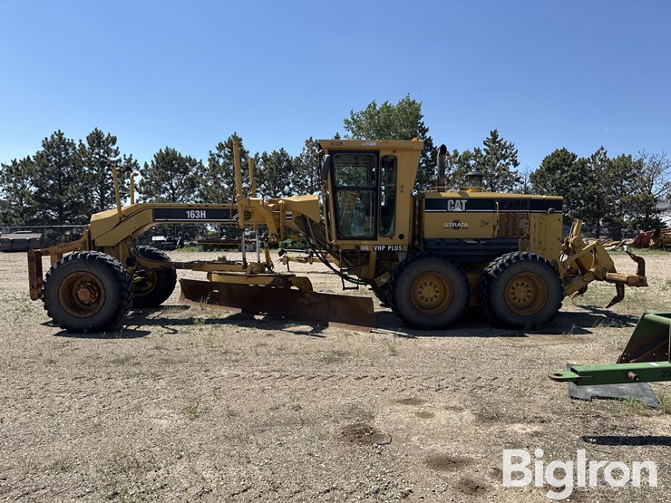 2004-caterpillar-163h-vhp-plus-image-8
