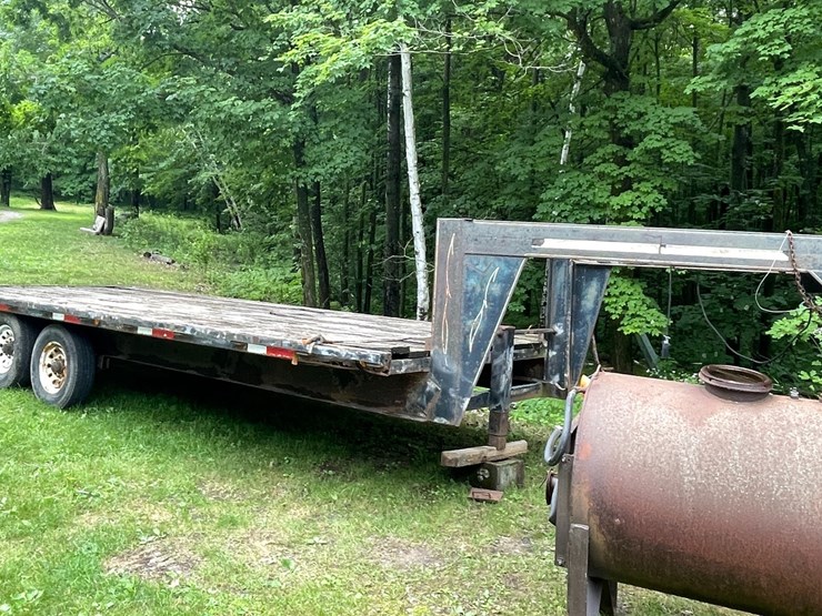 #6105-•-fifth-wheel-flatbed-trailer-(no-title)(sells-bill-of-sale)-image-1