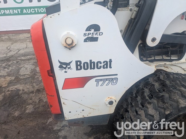 2019-bobcat-t770-image-17