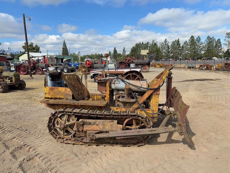 caterpillar-ten-image-2