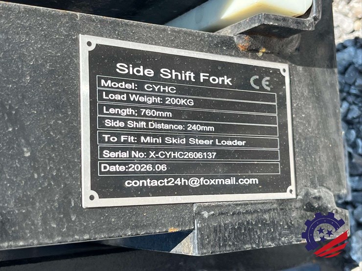 unused-2026-future-ft-cyhc-mini-skid-steer-side-shift-fork-attachment-image-7