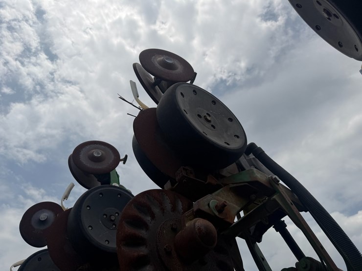 john-deere-1790-image-80