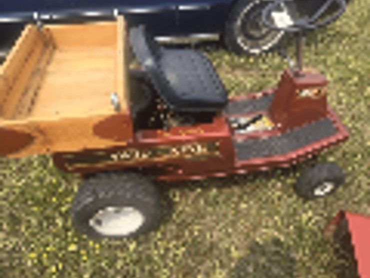 #9-•-yard-kind-8/30-riding-mower-image-1