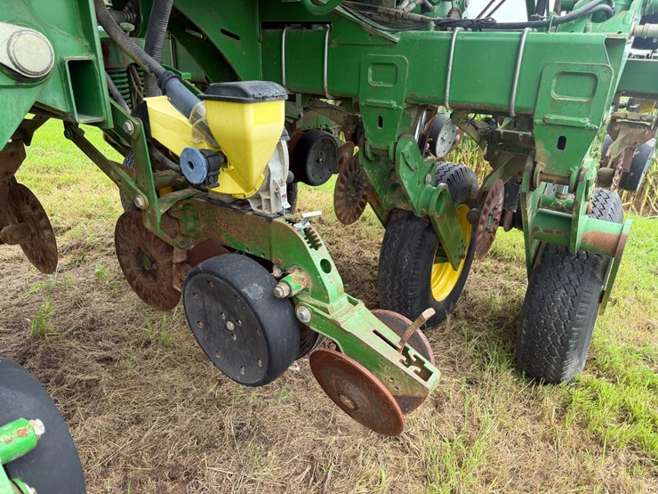 john-deere-1790-image-71