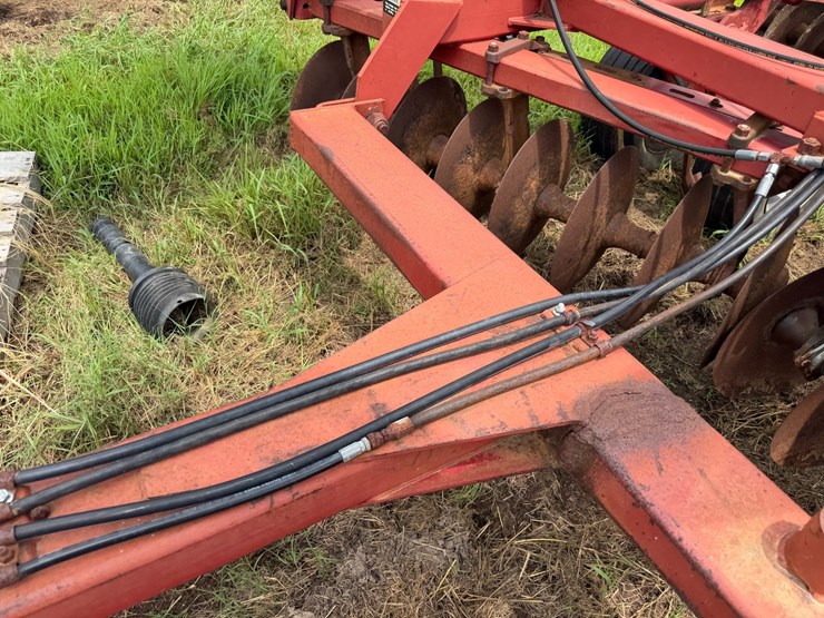 case-ih-3950-image-47