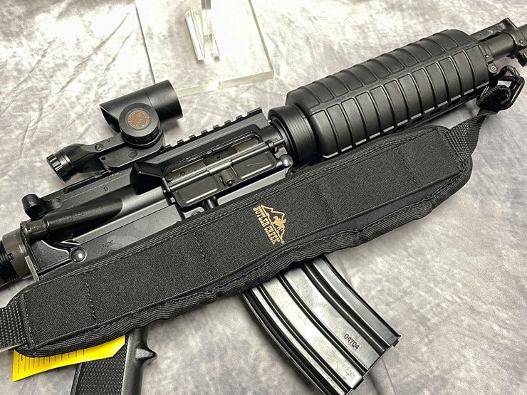 #10804-•-bushmaster-xm15-e2s,-556-nato-semi-auto-rifle,-sn:-bfit007439-image-20