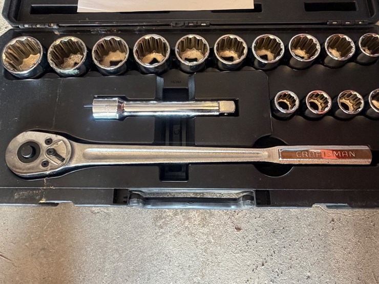 #9-•-craftsman-socket-wrench-set-image-12