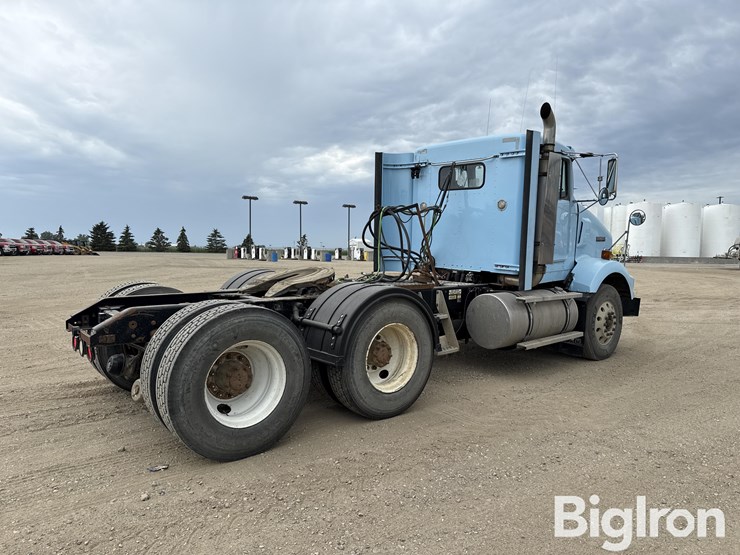 1998-kenworth-t800-image-5