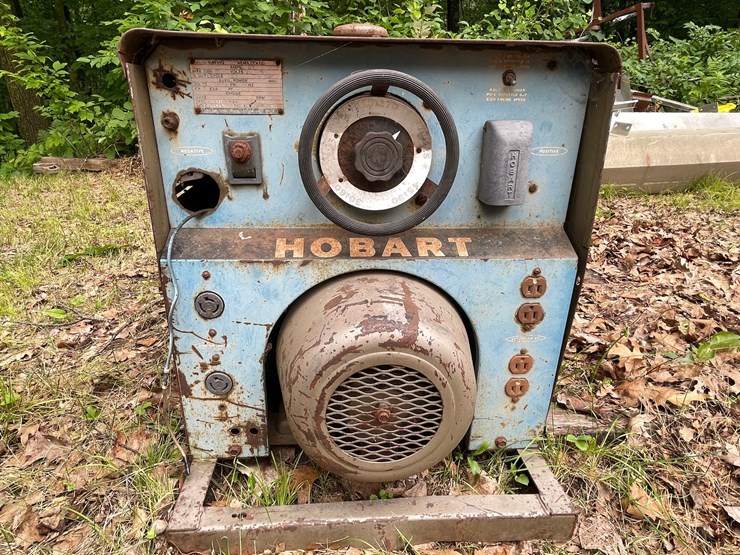 #6129-•-hobart-generator/welder-image-2