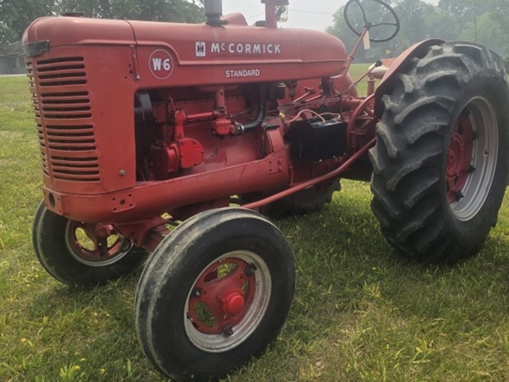 #1-•-farmall-w6-vintage-tractor-image-1