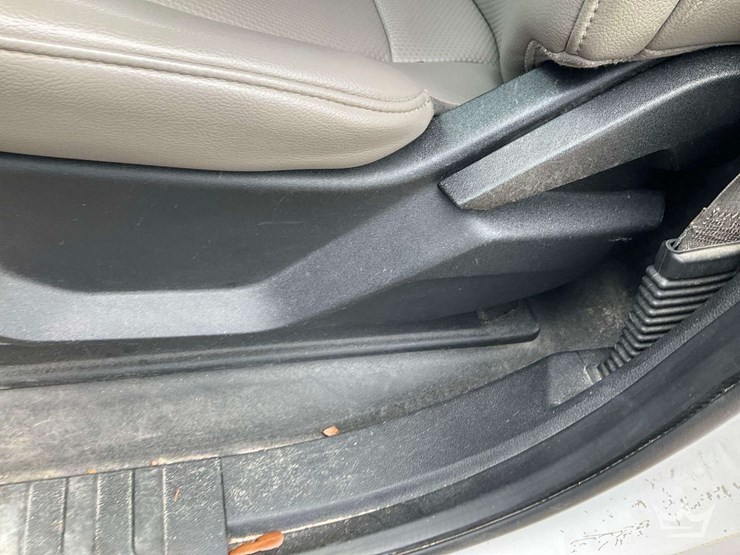 2018-ford-f150-image-12