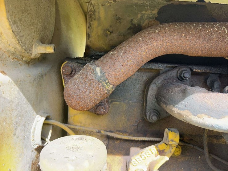 caterpillar-r4-image-15
