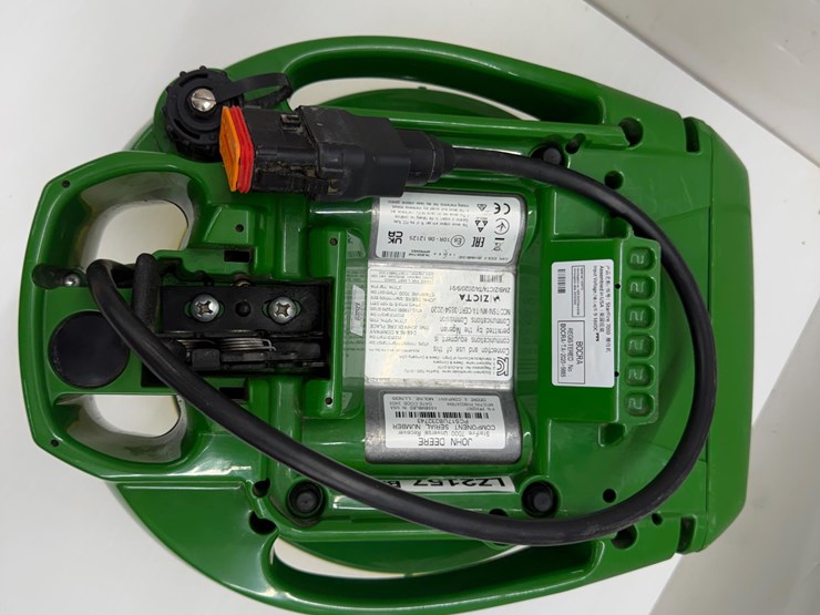 john-deere-7000-image-9