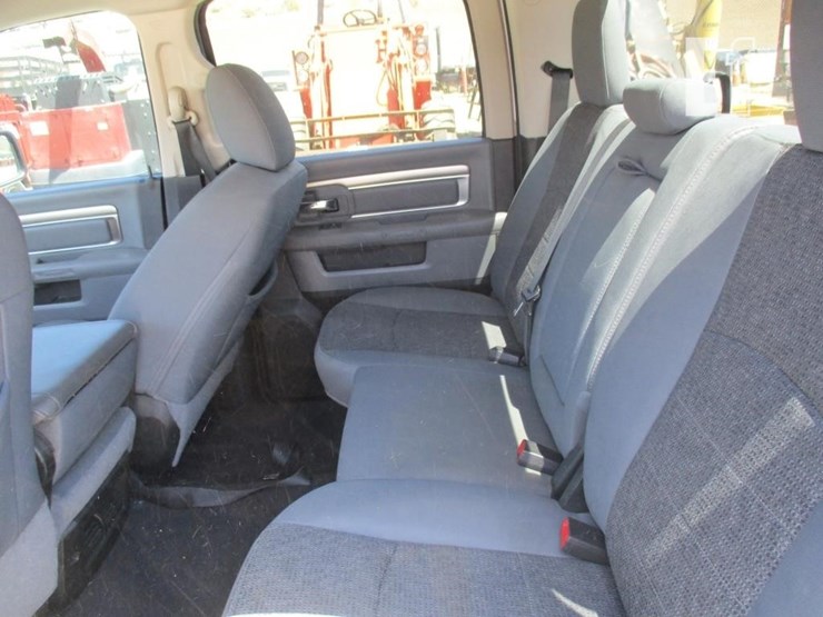 2018-dodge-ram-1500-image-8