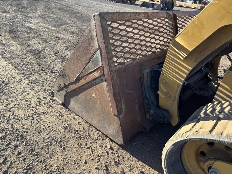2018-caterpillar-259d-image-9