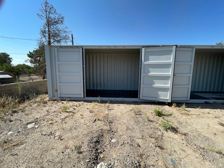 #2350-•-40'-high-shipping-container-image-17