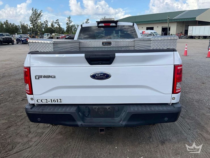 2017-ford-f150-image-19