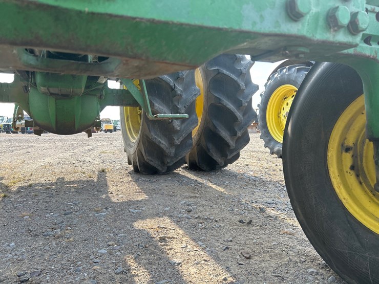 john-deere-4630-image-33