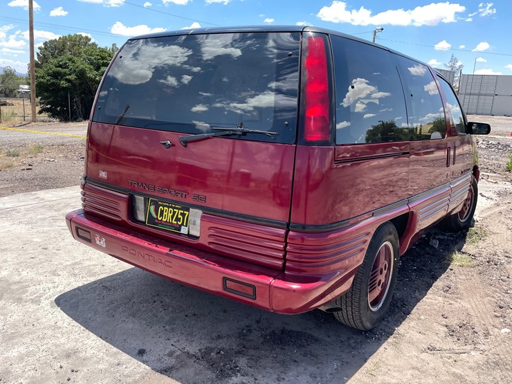 #2100-•-1990-pontiac-transport-van-se,-title-in-delay-image-5