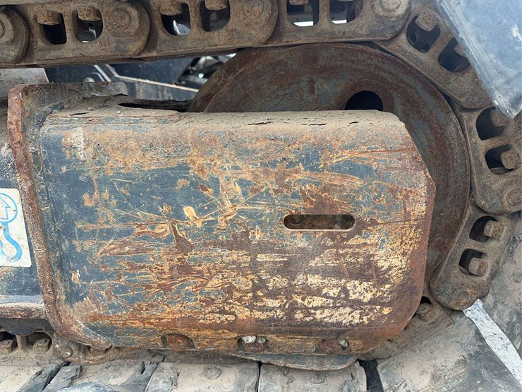2021-deere-75g-image-15