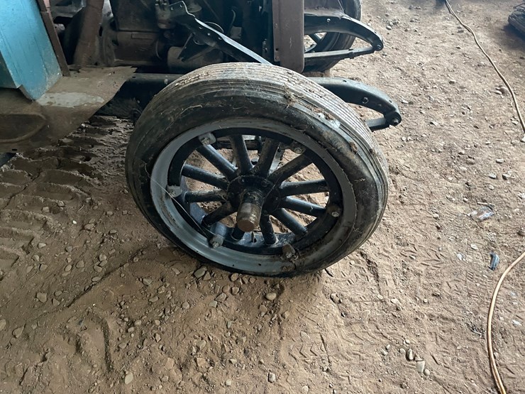 #1220-•-20's-era-chevy-pickup-(no-title)-image-7